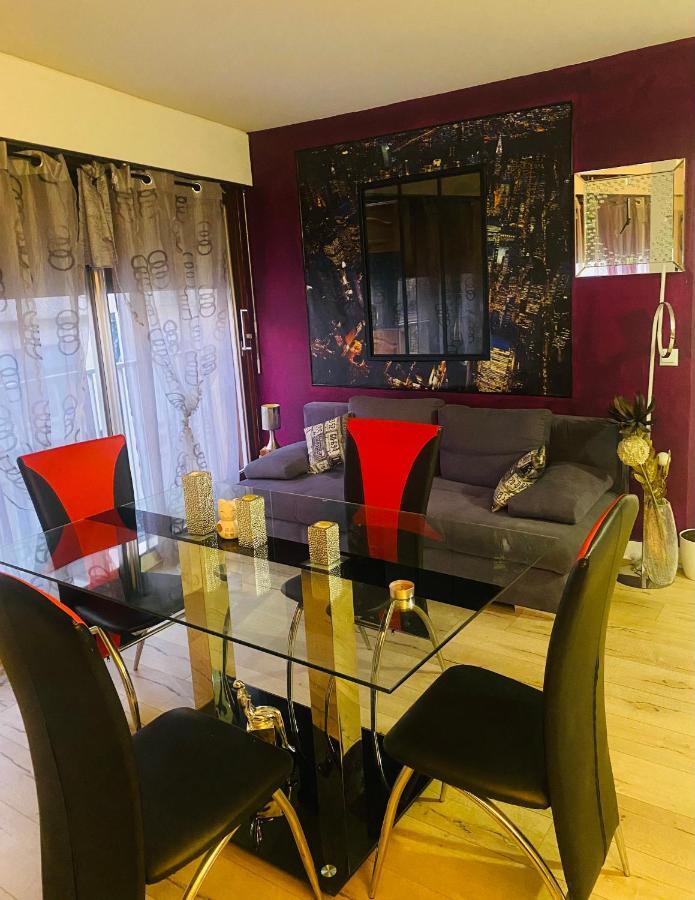 Au Pied De La Tour Eiffel Trocadero Appartement Parijs Buitenkant foto