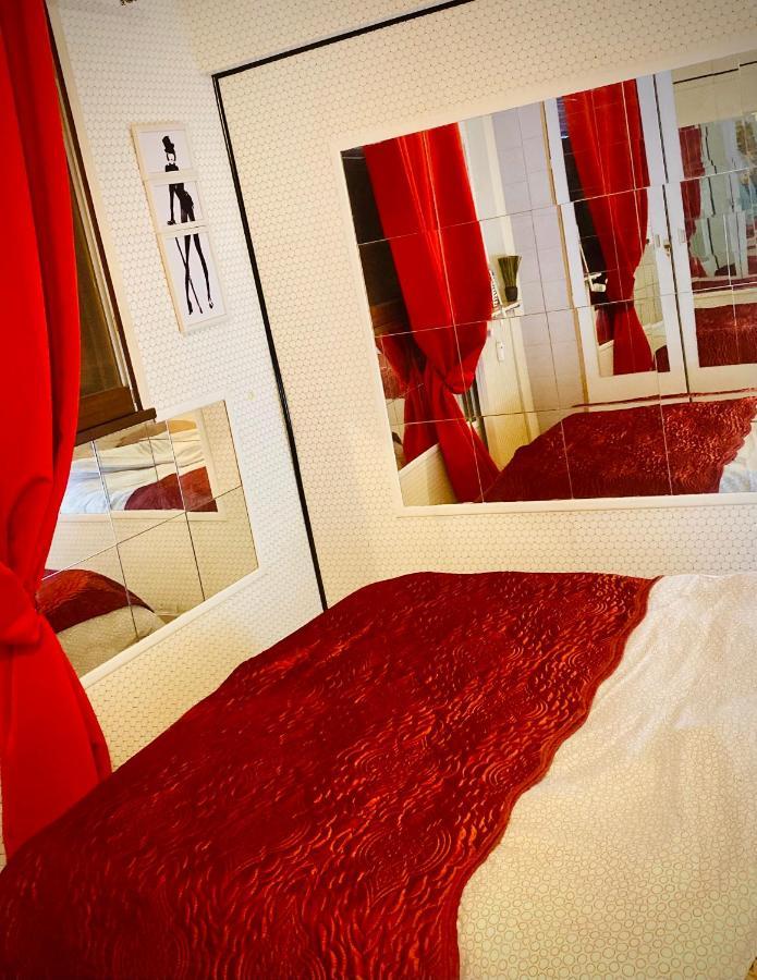 Au Pied De La Tour Eiffel Trocadero Appartement Parijs Buitenkant foto