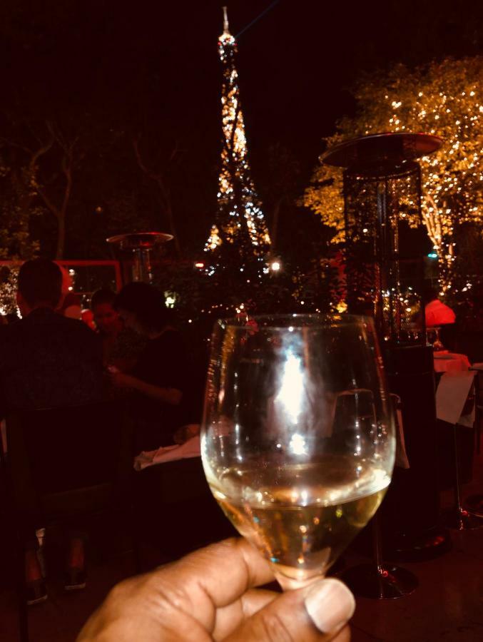 Au Pied De La Tour Eiffel Trocadero Appartement Parijs Buitenkant foto